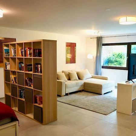 Helle Kellerwohnung Im Gruenen Mit Sauna Κολωνία Εξωτερικό φωτογραφία
