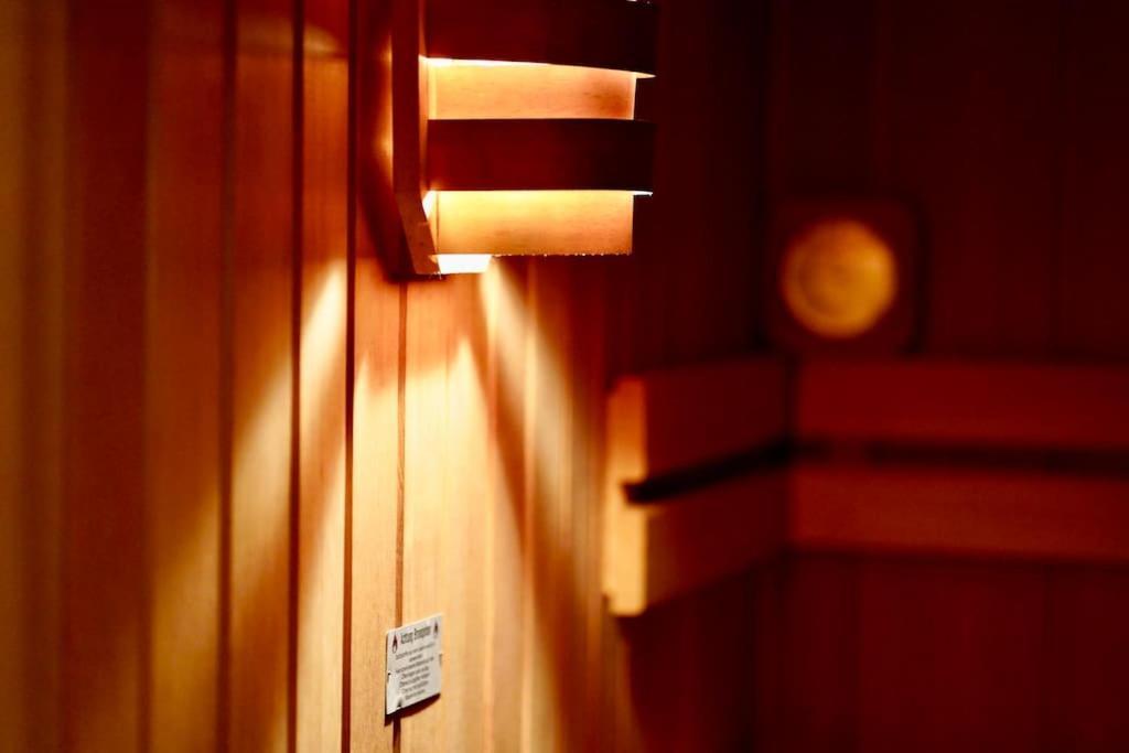 Helle Kellerwohnung Im Gruenen Mit Sauna Κολωνία Εξωτερικό φωτογραφία